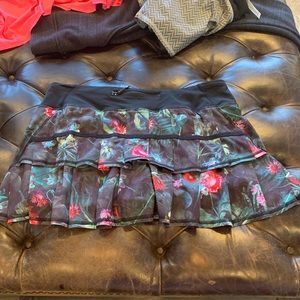 Lululemon tennis skirt. Size 10.